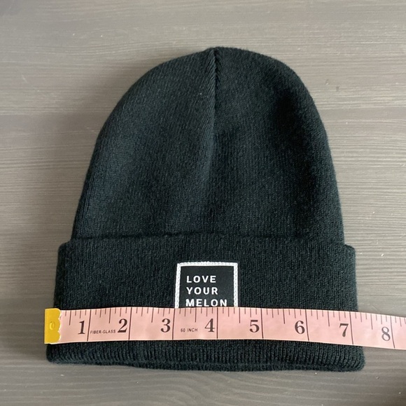 Love Your Melon Cuffed Beanie Hat Black Made in USA One Size - Picture 7 of 9
